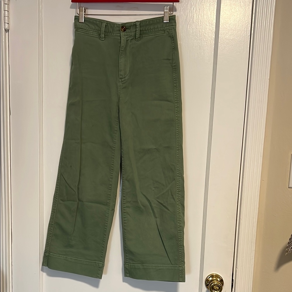 Chic Olive Green Trousers